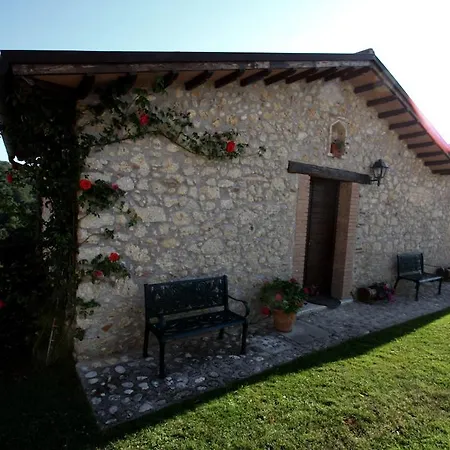 Antico Borgo Di Vallignano Séjour à la ferme Rome